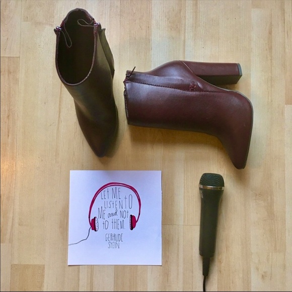 JustFAB Jannen burgundy ankle boots booties w/zips - Picture 4 of 4